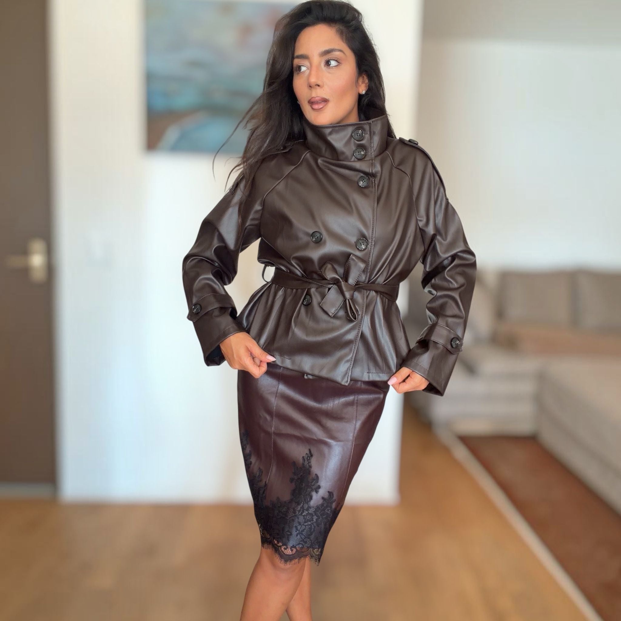 [NenaShop] POLLY Giacca Trench in Ecopelle a Collo Alto con Cintura in Vita