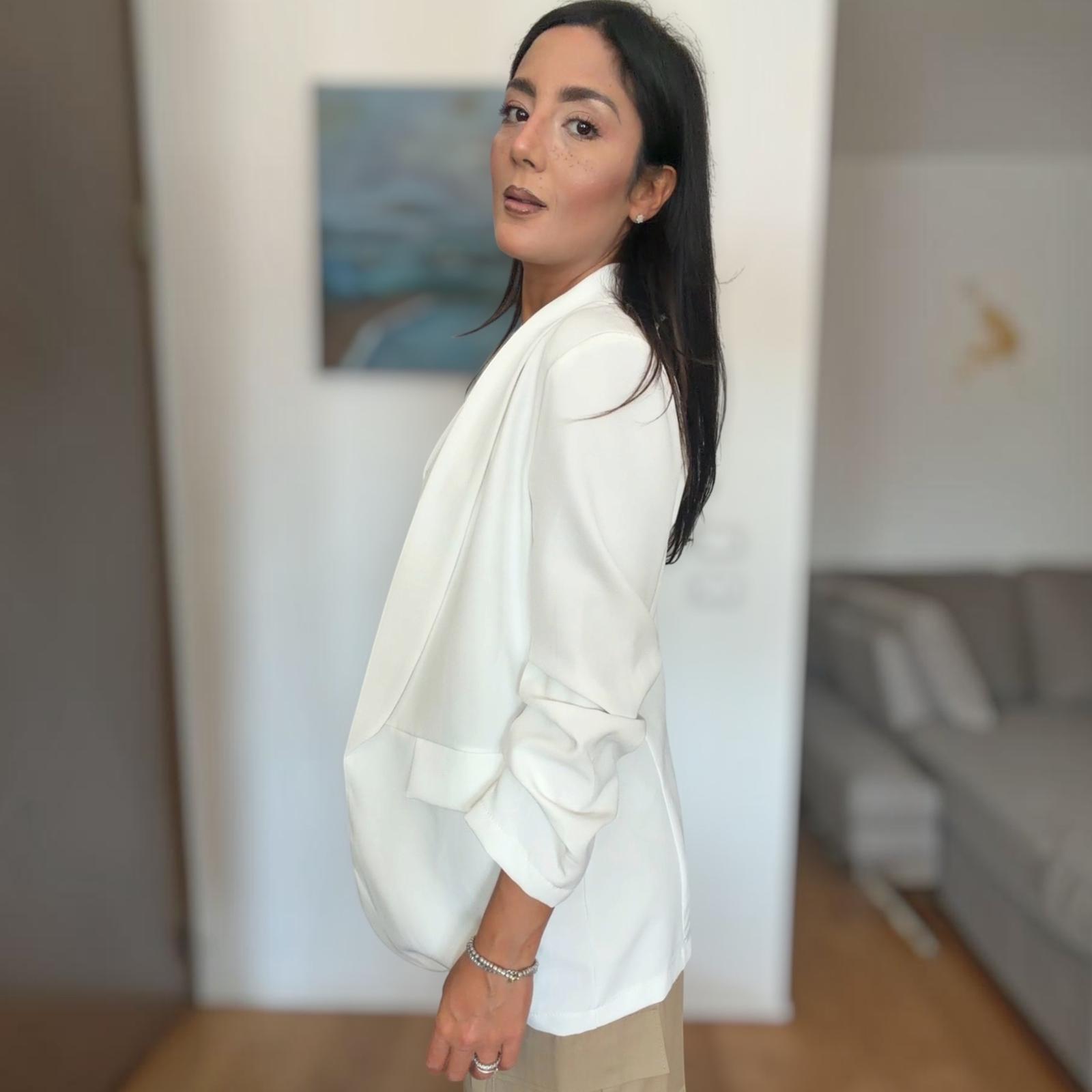 [NenaShop] SAMMY Giacca con Manica a Tre Quarti e Drappeggio e con Patte Laterali