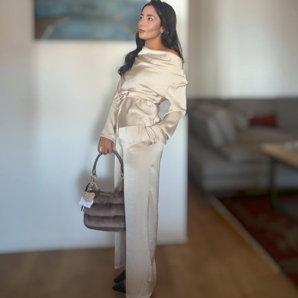 [NenaShop] SANDRA Set - Completo Due Pezzi in Satin Camicetta e Pantalone con elastico in vita