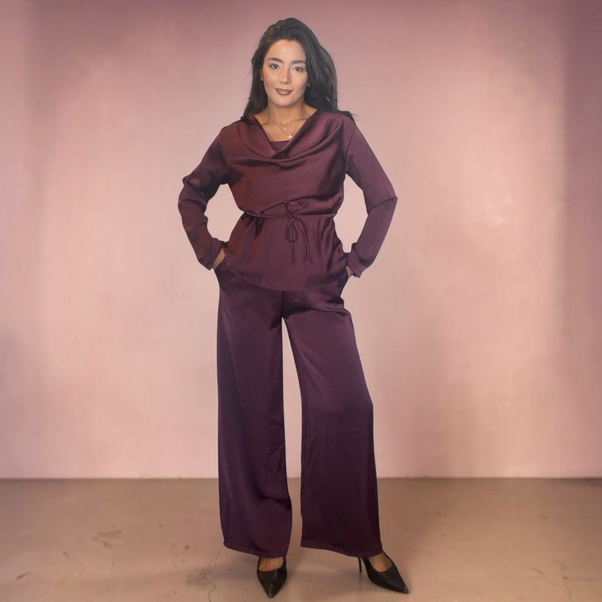 [NenaShop] SANDRA Set - Completo Due Pezzi in Satin Camicetta e Pantalone con elastico in vita