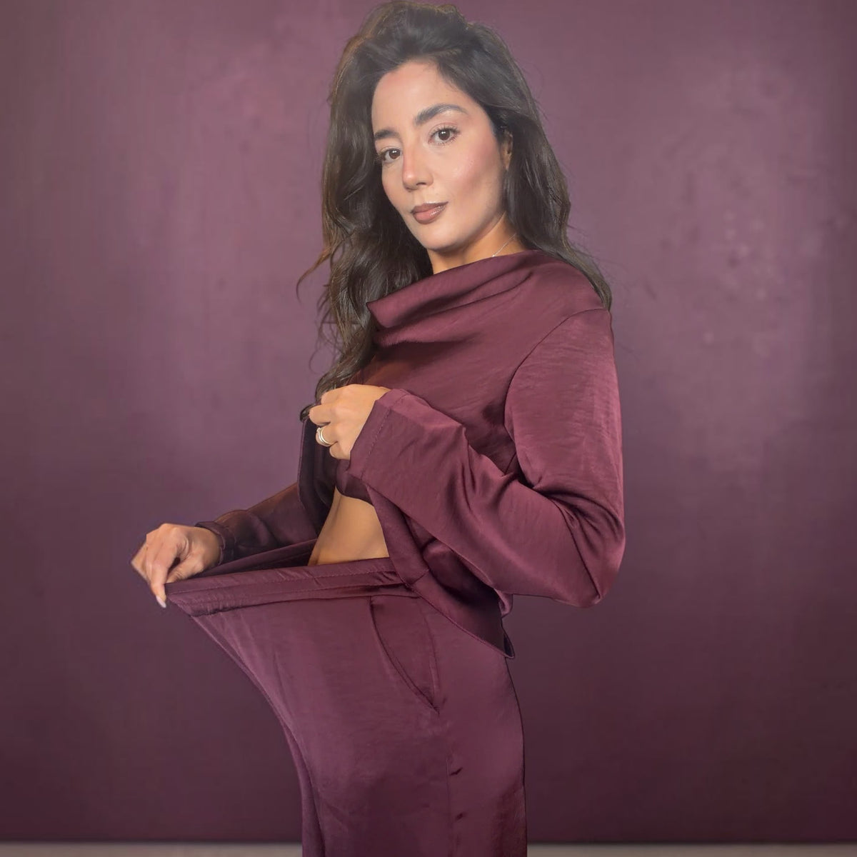 [NenaShop] SANDRA Set - Completo Due Pezzi in Satin Camicetta e Pantalone con elastico in vita